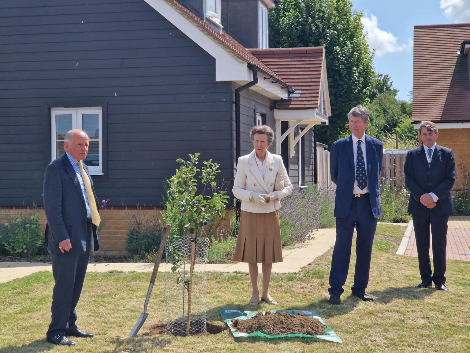 Bartlett Close Officially Opens b&m